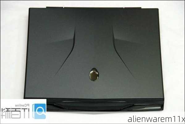 alienwarem11x