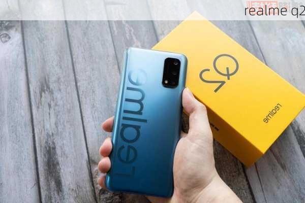 realme q2